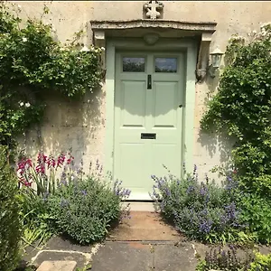 church-cottage.tophotelsbath.com/
