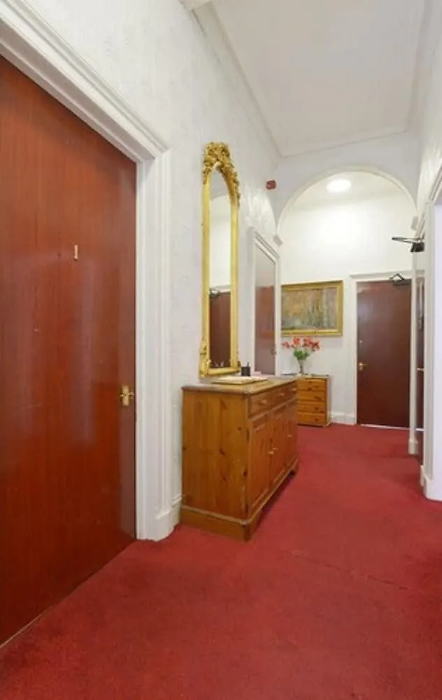 Sakura Edinburgh Guest House Hotel